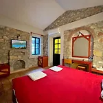 Otel Symbola