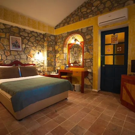Symbola Hotel 3*