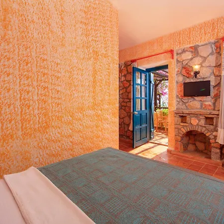 Hotel Symbola 3*