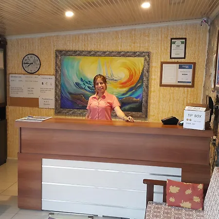 辛博拉奥露德尼兹海滩酒店