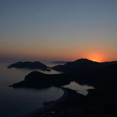 辛博拉奥露德尼兹海滩酒店