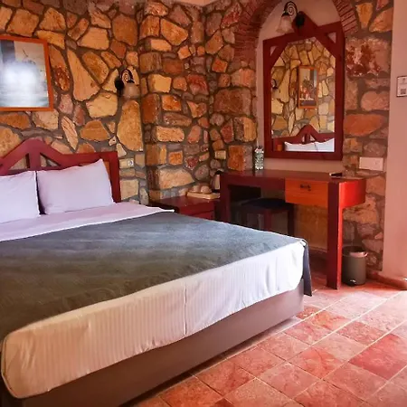Symbola Hotel 3*